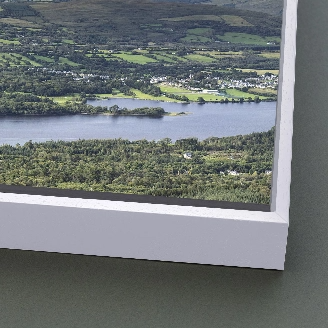Thin White Frame